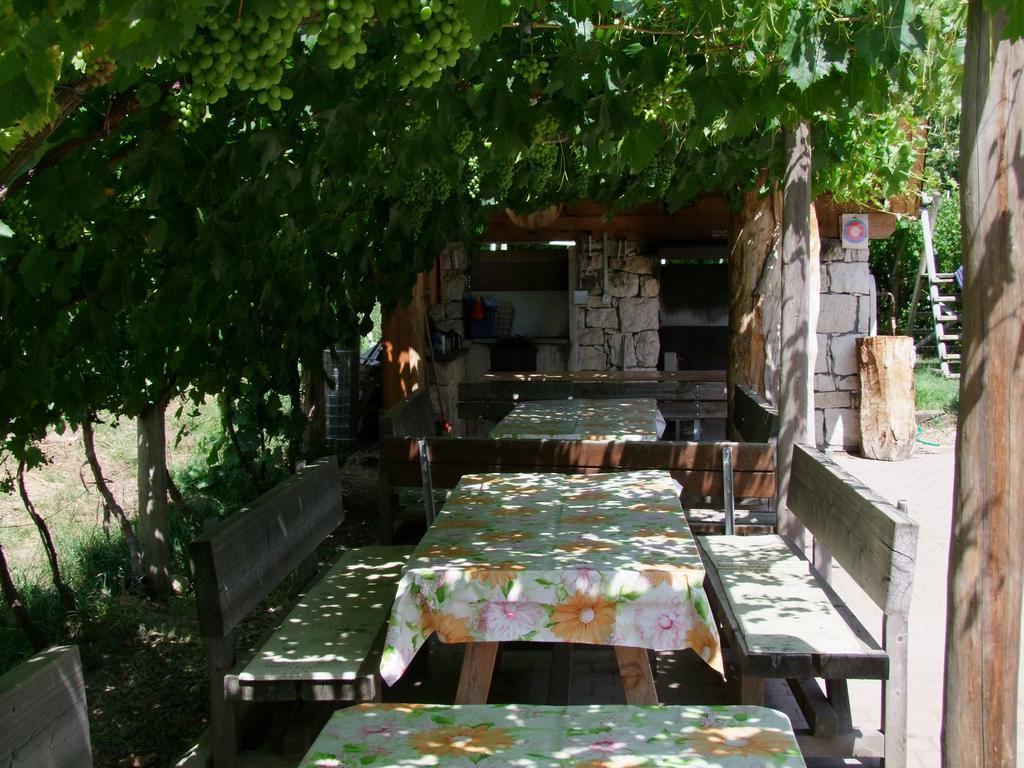 Kerschbamerhof Im Sueden Suedtirols Кортачча-сулла-Страда-дель-Віно Екстер'єр фото